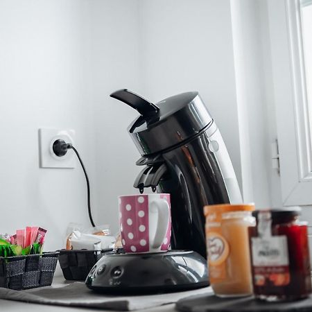 Appartement Neuf, Moderne Et Confortable! Ernée 외부 사진