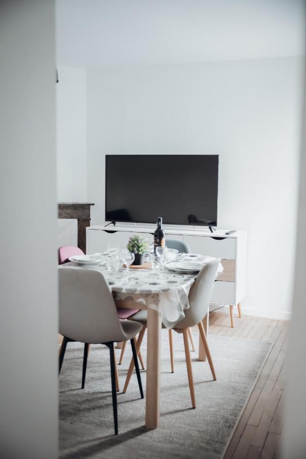 Appartement Neuf, Moderne Et Confortable! Ernée 외부 사진